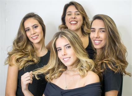 LcmSandraZapala-Fernanda-Viviane-Manuela-SandraZapala-Custom